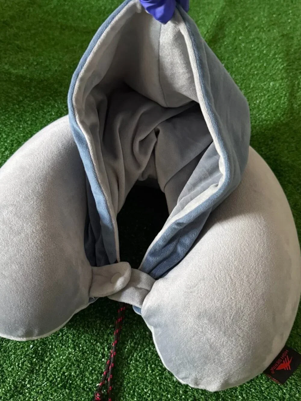 High Sierra Hooded Travel Neck Pillow Memory Foam Gray Cold Draft Light Blocker